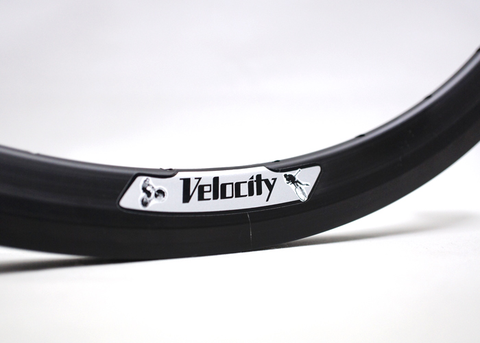 velocity chukker 700c